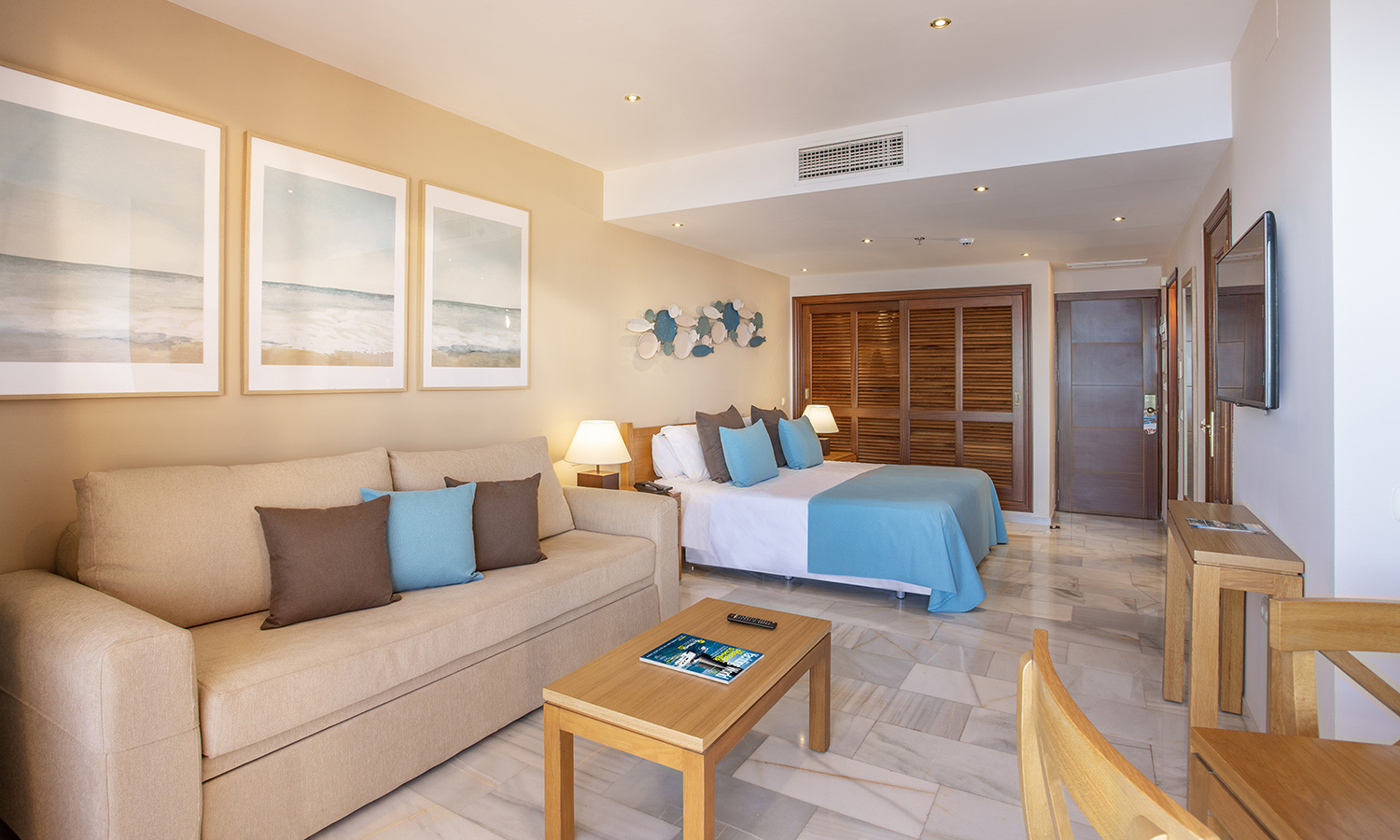 Junior Suite Deluxe con cama doble Kingsize o 2 camas